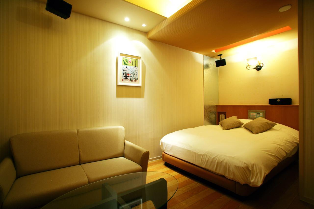 Hotel Aqua Blue Yokosuka (Adults Only) Dış mekan fotoğraf