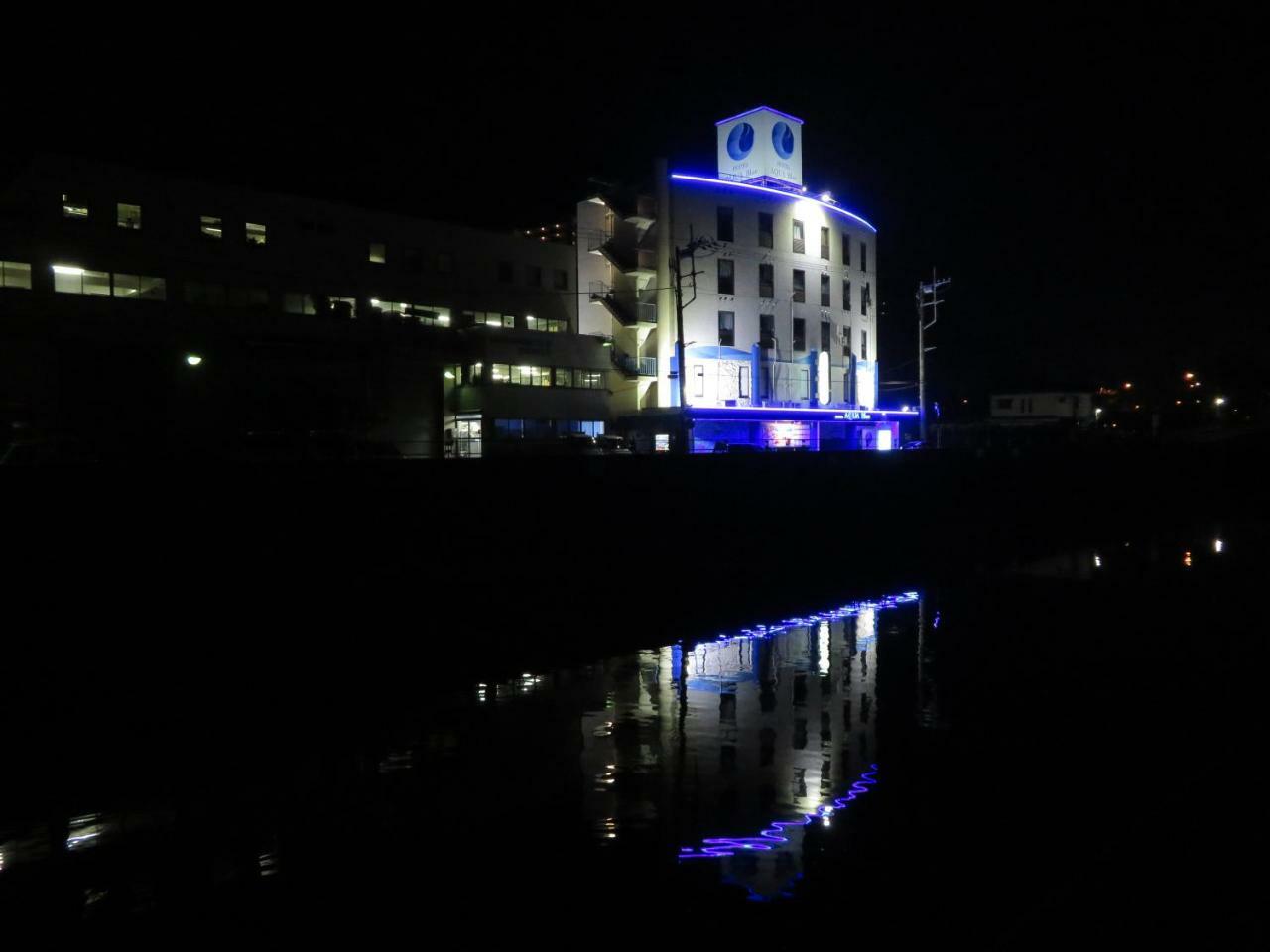 Hotel Aqua Blue Yokosuka (Adults Only) Dış mekan fotoğraf